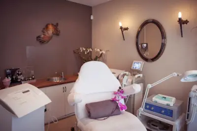 Q' Unique botox Oirschot